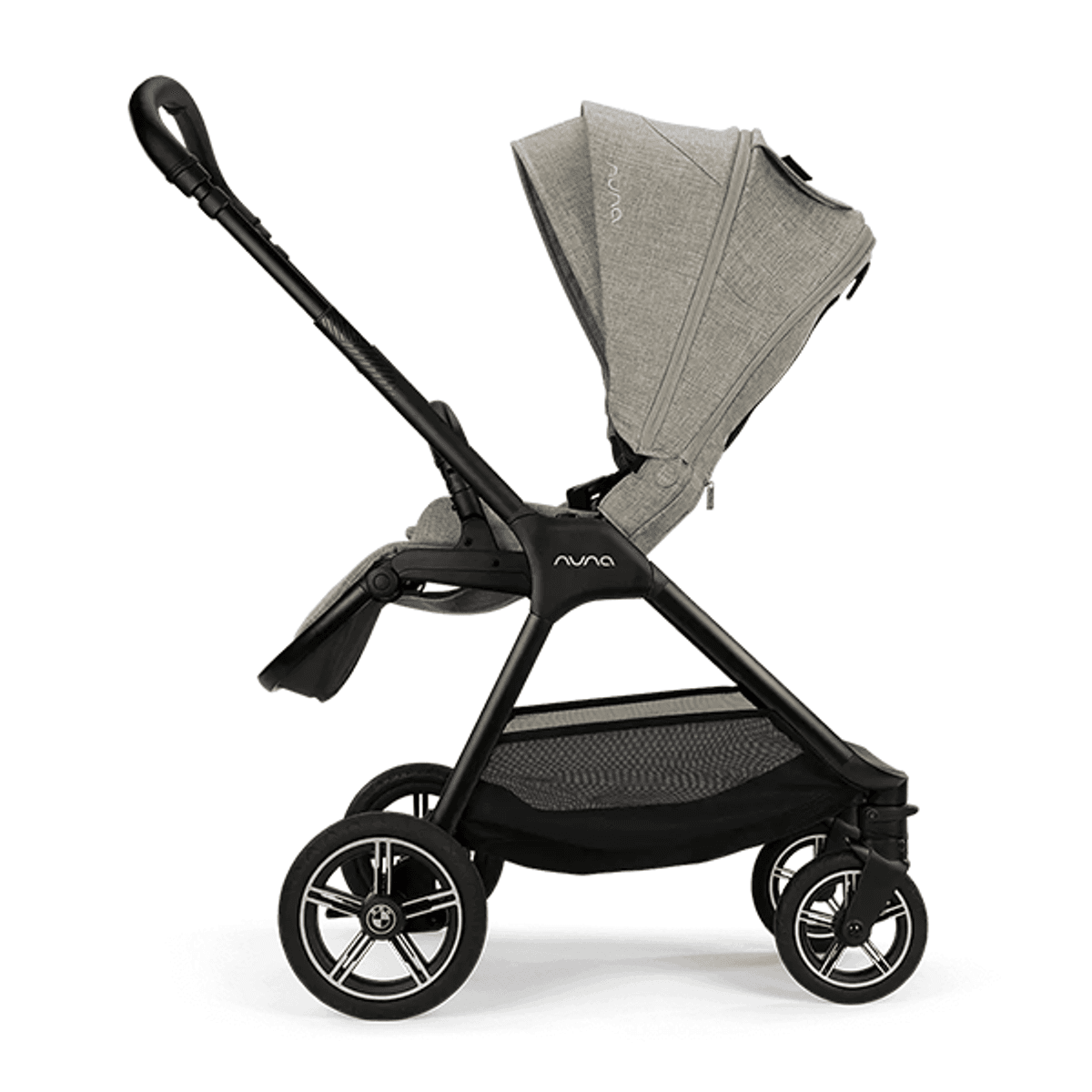 Nuna | Triv Next Sportsvogn | BMW  Collection | Graphene