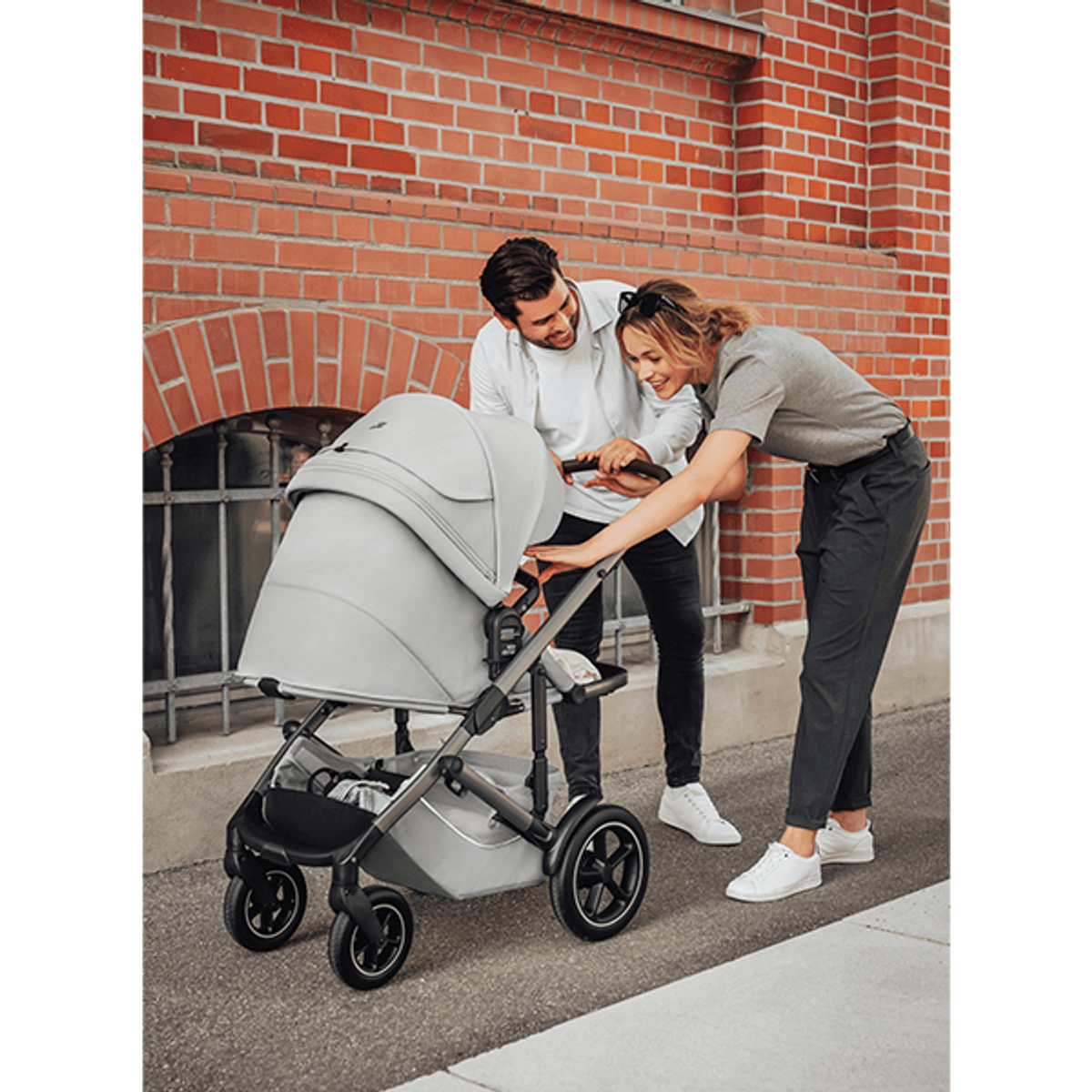 Britax | Smile 5Z kombivogn + Noa bilstol & Base | Linnen Grey
