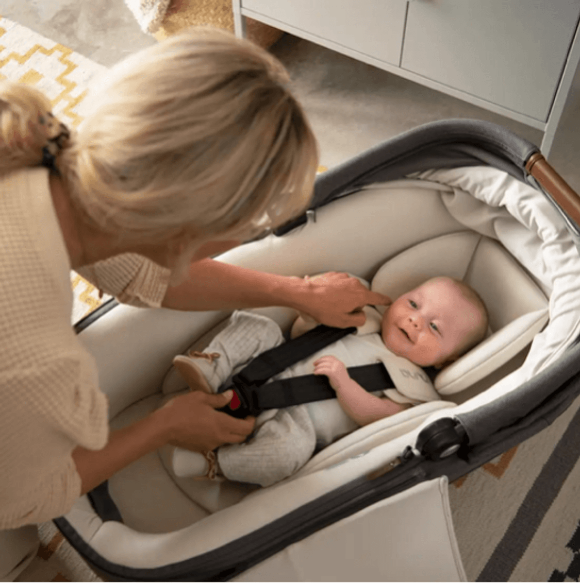 Nuna | Next System | Cari Next Bilstolbag  + 360 Base | Caviar