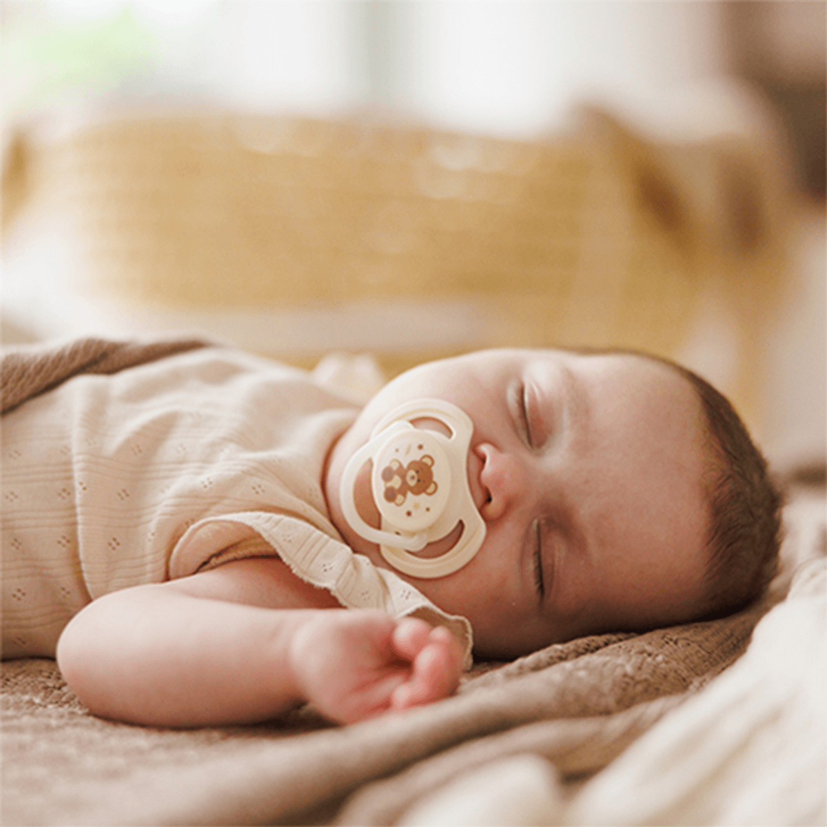 Babyono | Symmetrisk Sillikonsmokk | 0-6 mnd